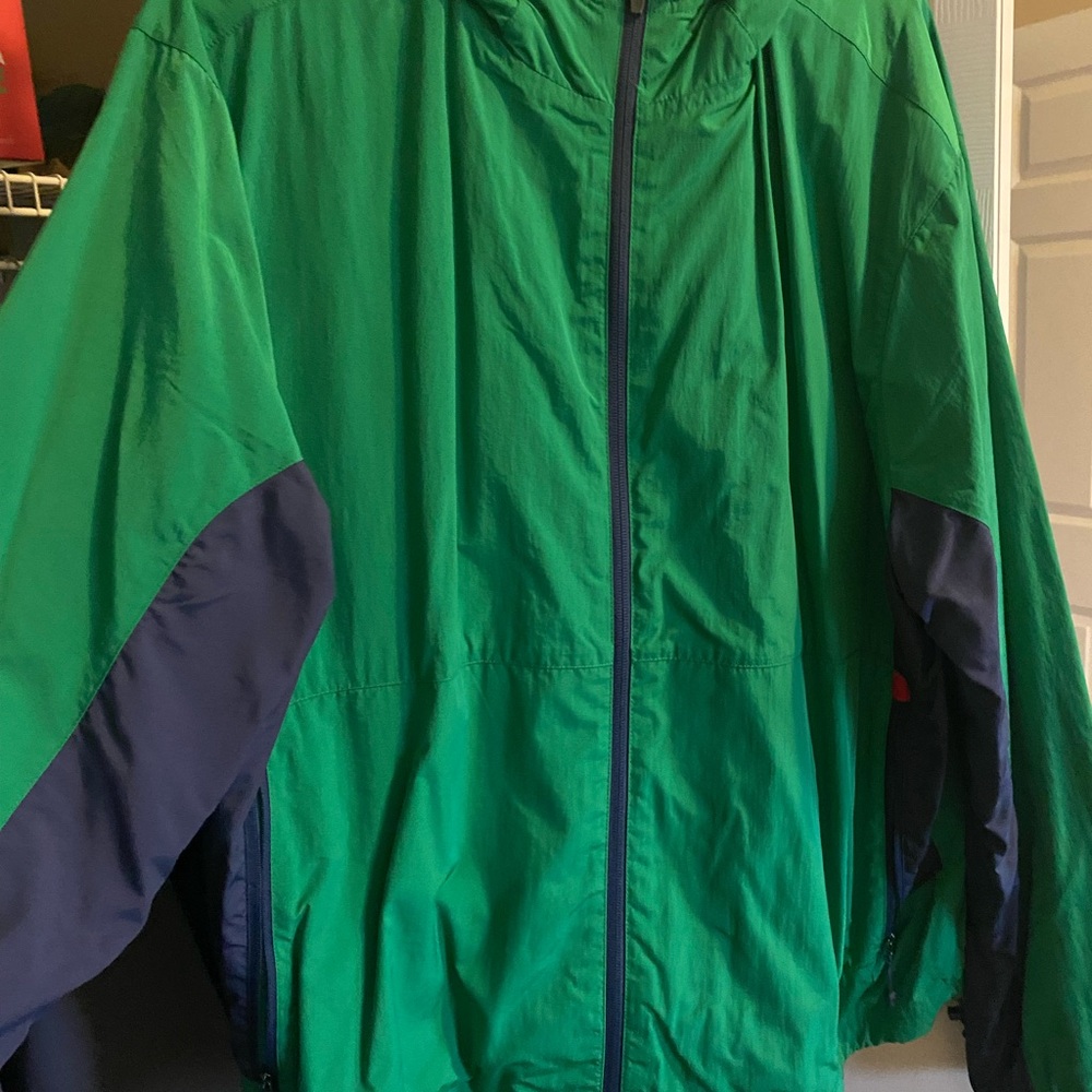 Men’s Polo windbreaker with hood